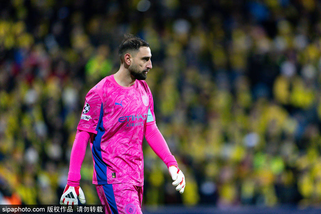 欧冠-爆冷！罗德里染红 十人曼城1-3送博德闪耀首胜